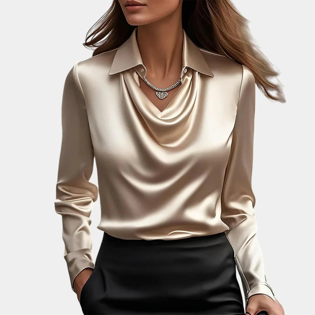 Emma | Elegante, glänzende Bluse