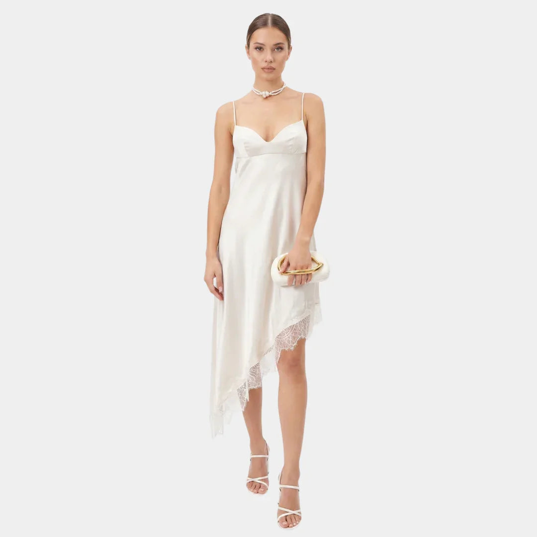 Camille | Romantische Eleganz mit modernem Touch