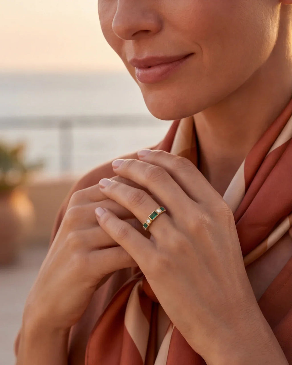 Pascale | Ring mit grünen Steinen