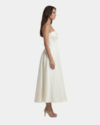 Josiane | Elegante Fluidität