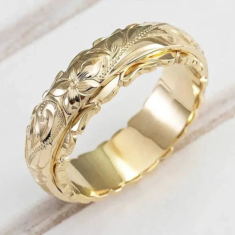 Mila | Goldring mit blumeninspiriertem Antikdesign