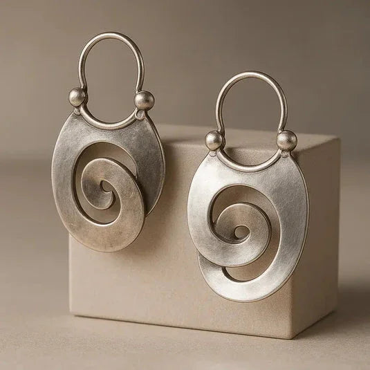 Thaïs | Vintage Ohrringe in unregelmäßiger Form aus Silber