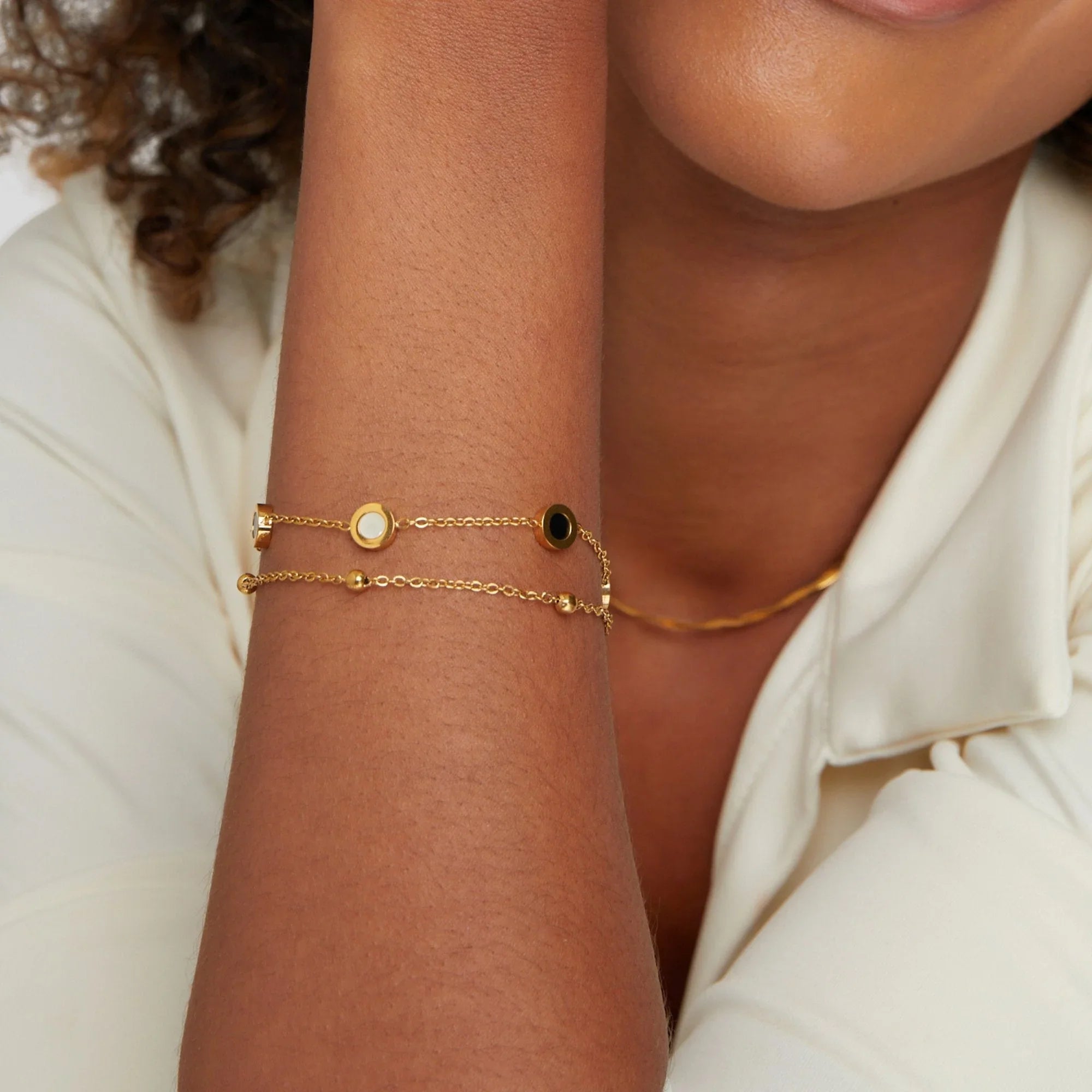 Victoire | Armband aus Onyx und Weißem Stein